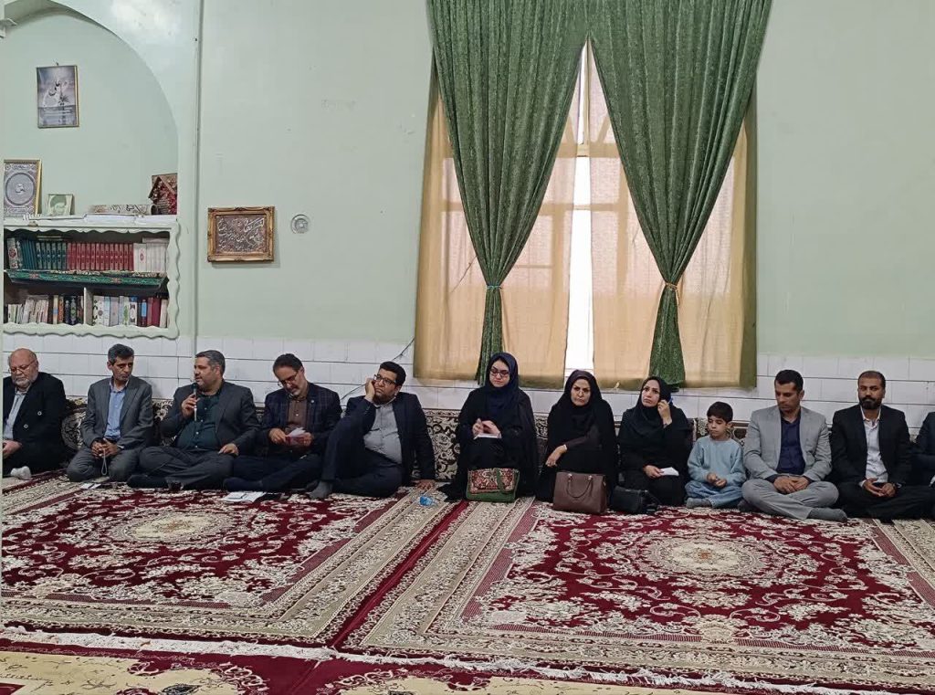 برگزاری میز خدمت مدیران تربت حیدریه با بررسی میدانی مشکلات مردم