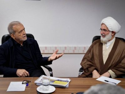 دستاوردهای نیروهای مسلح در میدان نظامی با صرفه‌جویی در میدان اقتصادی تکمیل شود