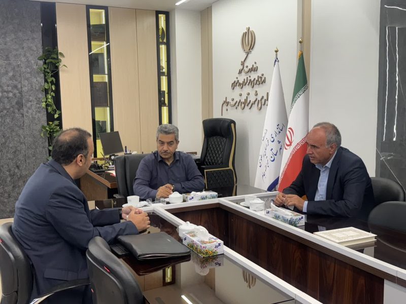 جلسه هماندیشی تأمین مرغ شهرستان تربت جام