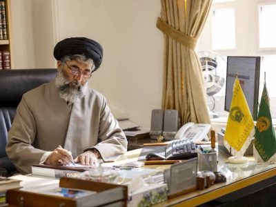 کتابخانه سیار و تلفنی آستان قدس رضوی ۳۳ هزار کتاب اهدا کرد