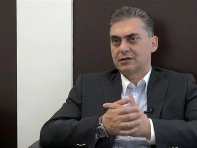 اقتصاد در دو راهی رانت و آزادسازی