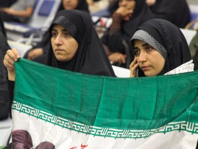 نکاتی برای حفظ آب بدن و پیشگیری از گرمازدگی در مراسم تشییع رهبر شهید انقلاب