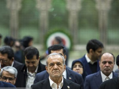 تجدید میثاق رئیسجمهوری با امام راحل