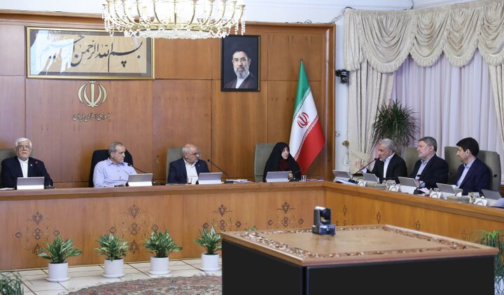 پزشکیان: با تمام توان از نیروهای مسلح پشتیبانی می‌کنیم