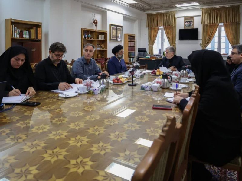 آستان قدس رضوی طرح ملی تربیت مروج خواندن را آغاز کرد