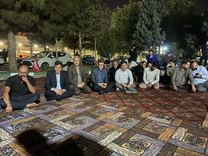 برگزاری مراسم دعای توسل در جوار شهید گمنام