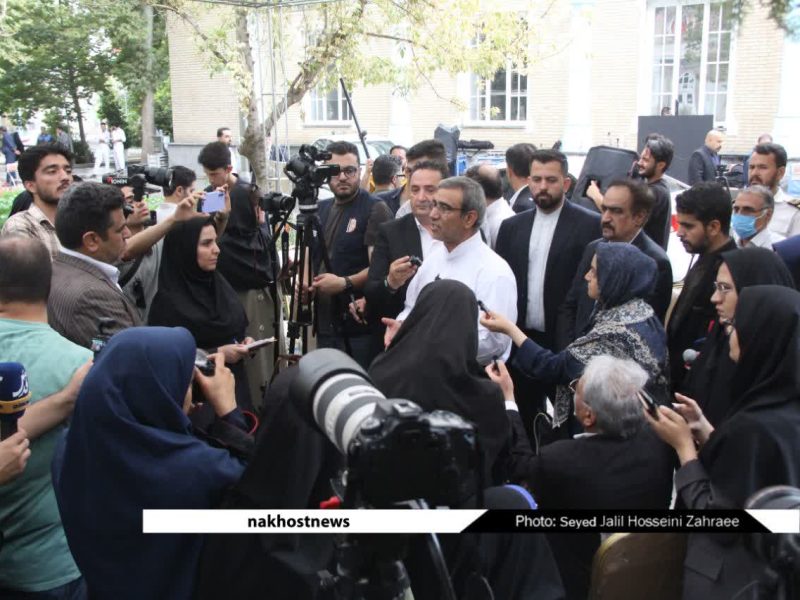 نشست خبری استاندار خراسان رضوی در بیمارستان قدیمی و زیبای امام رضا مشهد(۱)