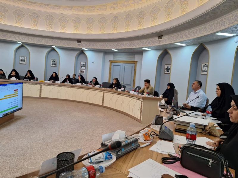 کارگاه از کتابخوانی تا خردورزی در حرم مطهر رضوی برگزار شد