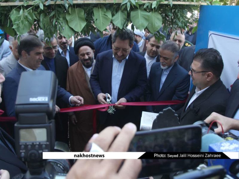 بازدید وزیر صمت و استاندار خراسان رضوی و همراهان از شرکت داروی سازی نصر فریمان (۱)