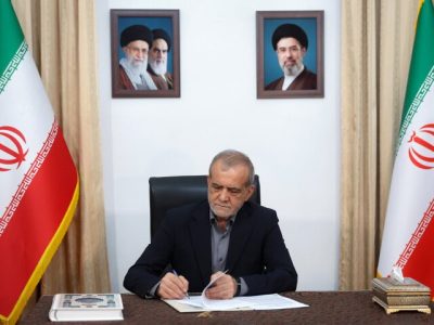 پزشکیان: فرهنگ نماز می‌تواند جامعه را در برابر دشواری‌ها استوارتر کند
