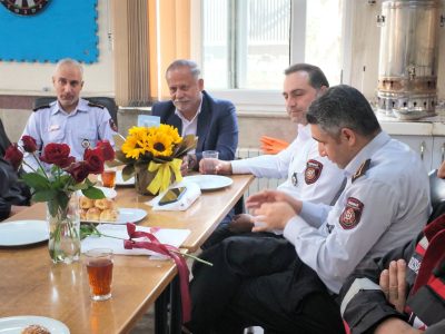 حضور رییس هیات همگانی استان در جمع آتشنشانان ایستگاه ۸ مشهد